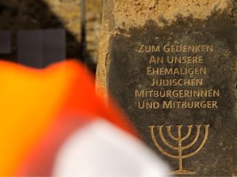 Vergesst nicht unsere Namen 